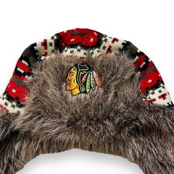Reebok NHL Chicago Blackhawks Trapper Hat Faux Fur Nordic Print Knit One Size - Picture 2 of 11